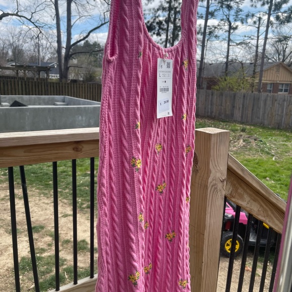 Never worn Zara mini dress - Picture 3 of 5